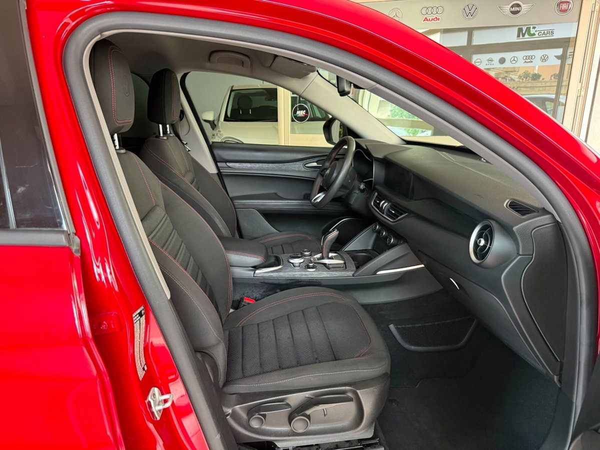 Alfa Romeo Stelvio Stelvio 2.2 Turbodiesel 190 CV AT8 Q4 Ti (15)