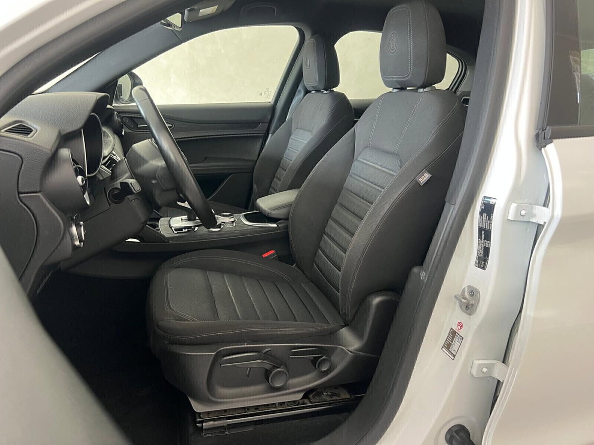 Alfa Romeo Stelvio Stelvio 2.2 Turbodiesel 190 CV AT8 Q4 Ti (15)