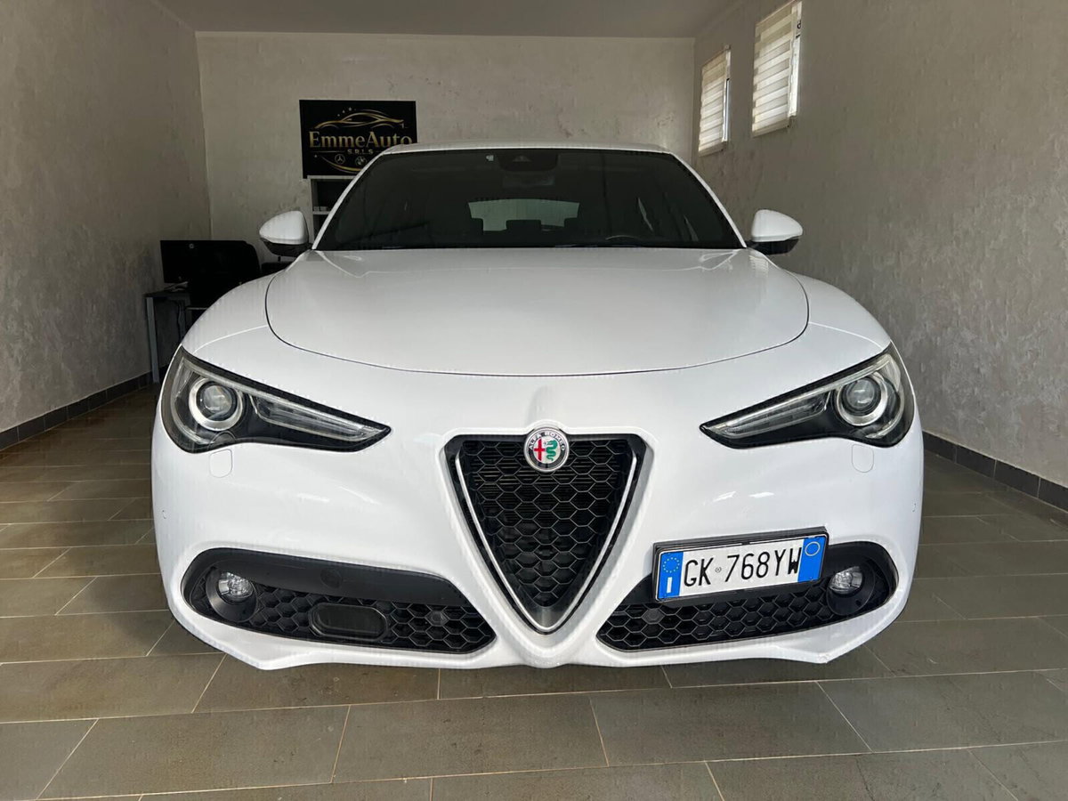 Alfa Romeo Stelvio Stelvio 2.2 Turbodiesel 190 CV AT8 Q4 Ti (2)