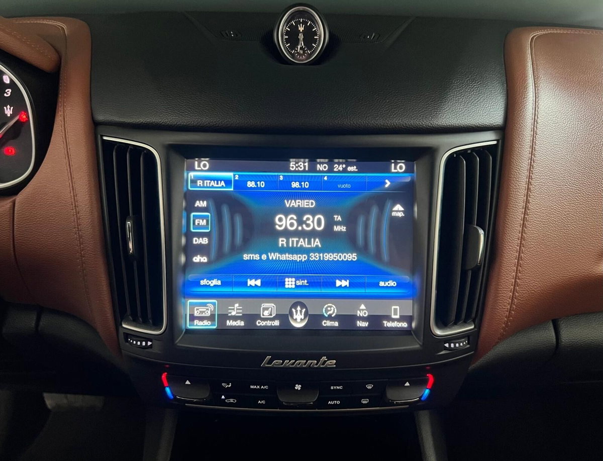 Maserati Levante Levante V6 Diesel 275 CV AWD (15)