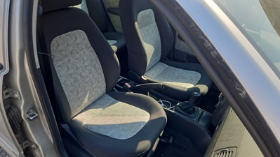Skoda Fabia Station Wagon 16V/101 CV cat Wagon Elegance (10)
