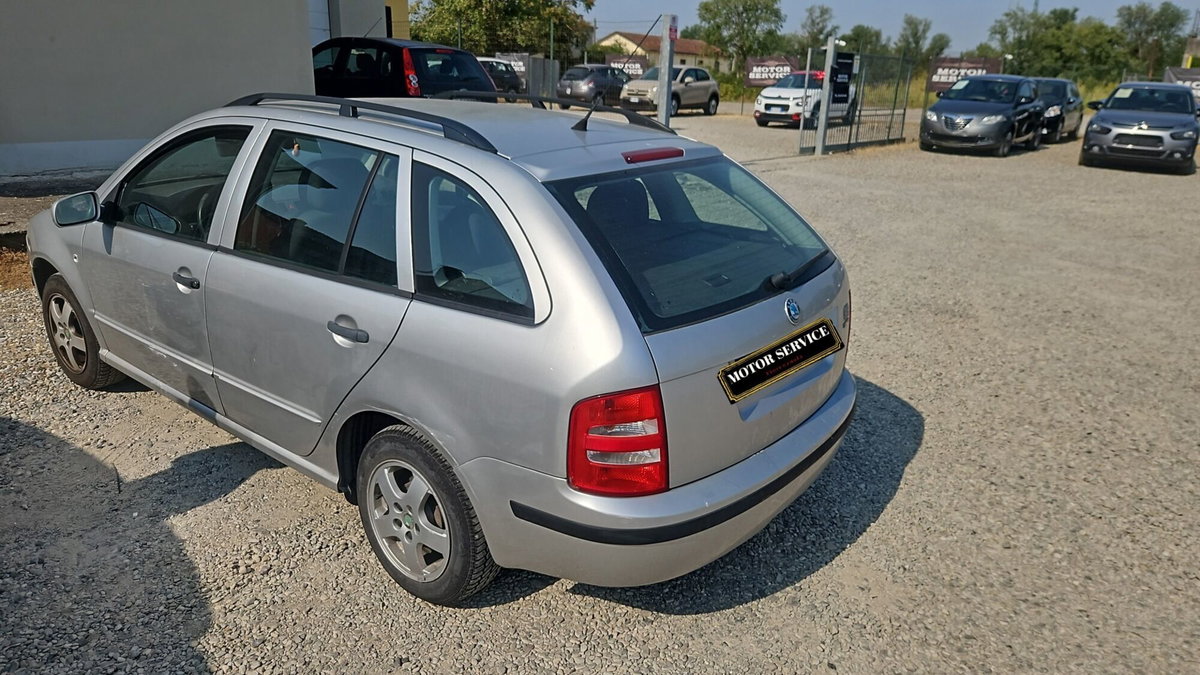 Skoda Fabia Station Wagon 16V/101 CV cat Wagon Elegance (4)