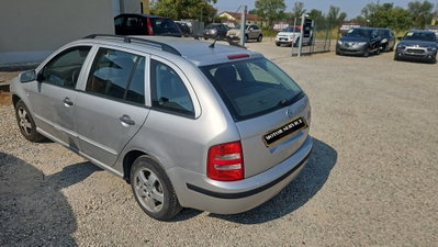 Skoda Fabia Station Wagon 16V/101 CV cat Wagon Elegance (4)