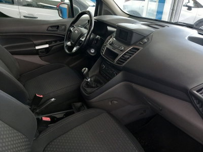 Ford Tourneo Connect 1.5 TDCi 120 CV Titanium (17)