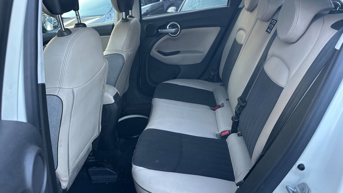 Fiat 500X 1.6 MultiJet 120 CV Lounge (9)