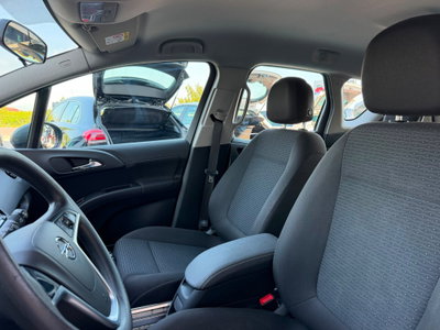 Opel Meriva 1.4 100CV Innovation (9)