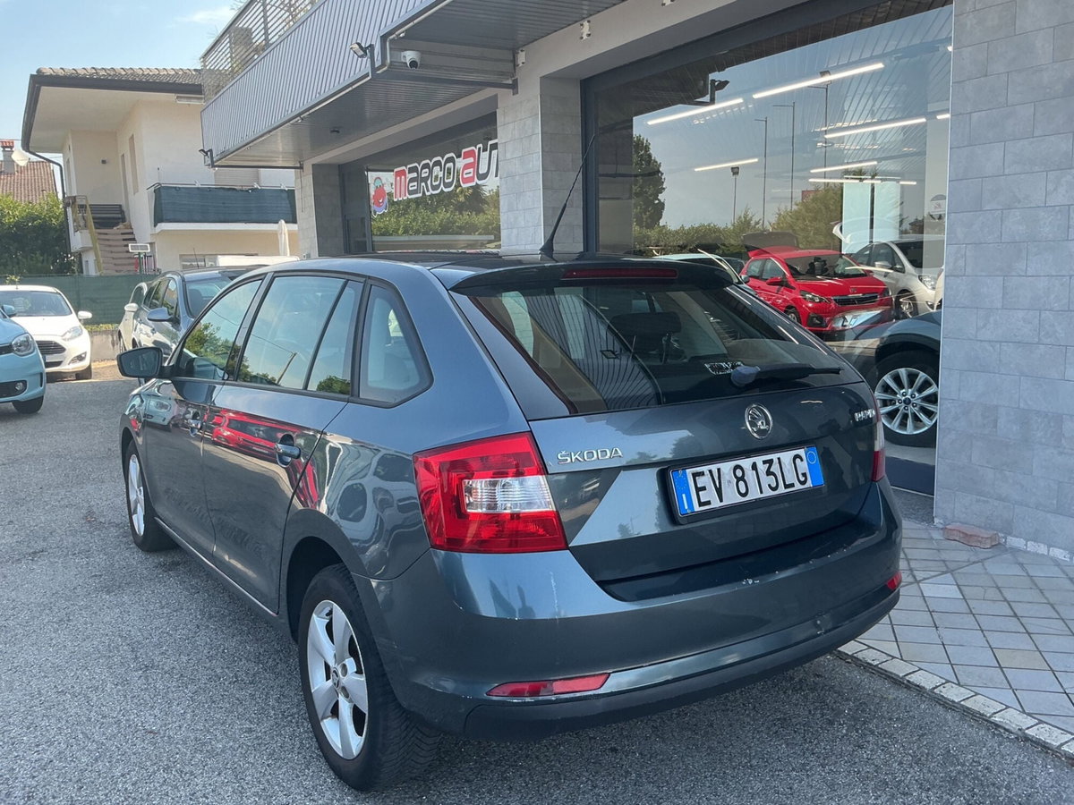 Skoda Rapid TDI CR 90 CV Elegance (4)