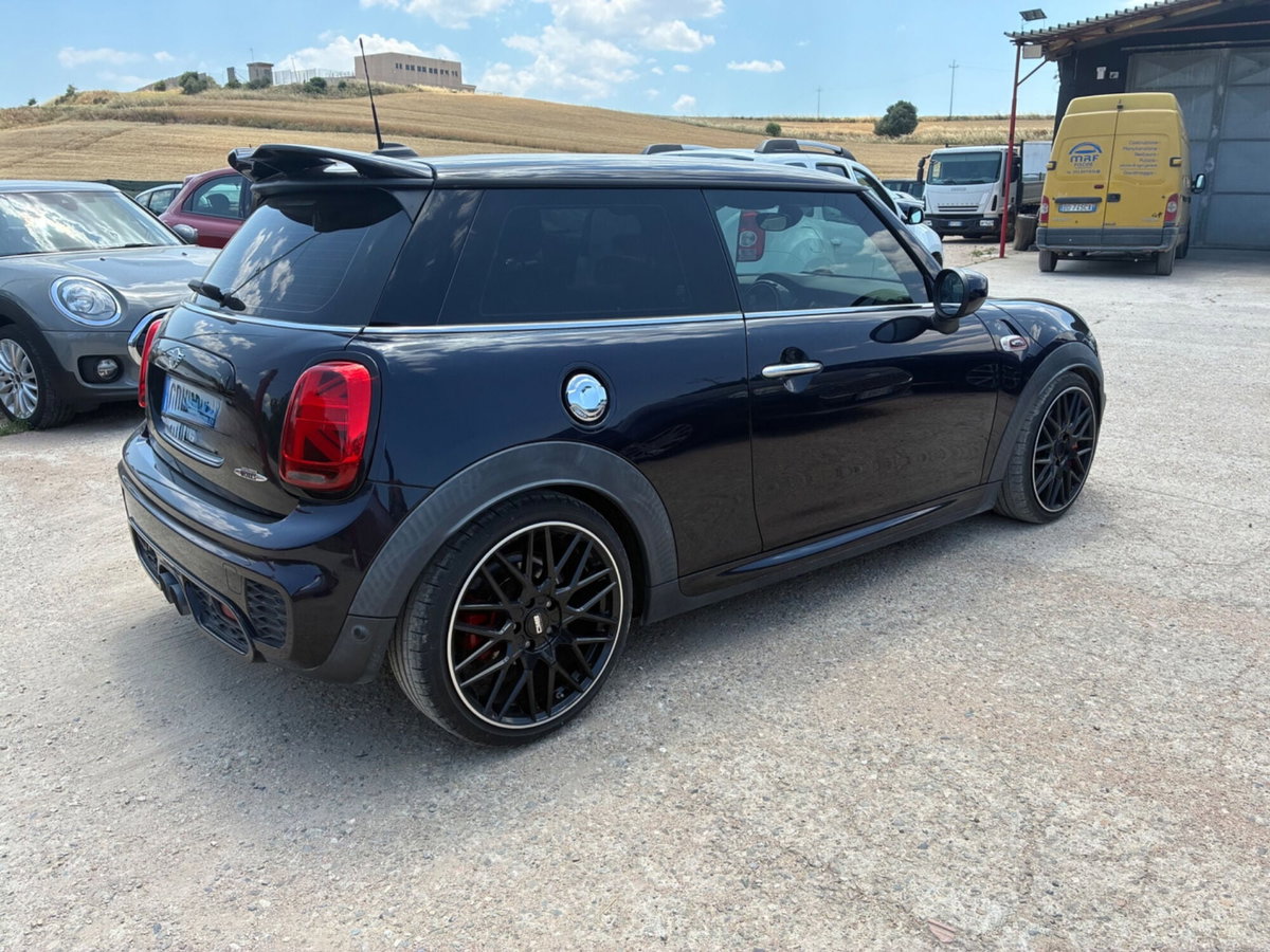 MINI Mini 2.0 John Cooper Works (2)