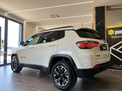 Jeep Compass 1.3 T4 240CV PHEV AT6 4xe Trailhawk (5)