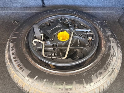 Renault Clio 1.2 16V 5 porte Dynamique (14)