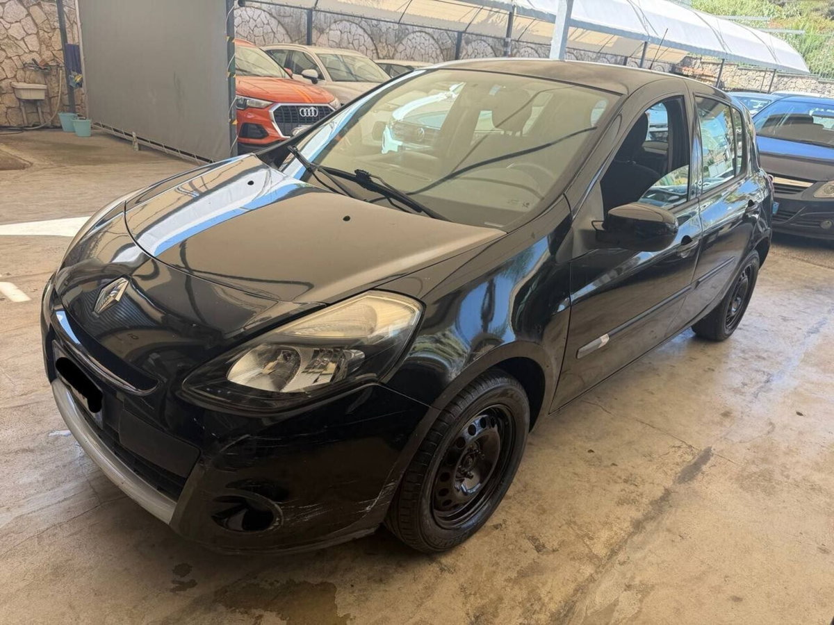 Renault Clio 1.2 16V 5 porte Dynamique (3)