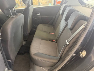 Renault Clio 1.2 16V 5 porte Dynamique (8)