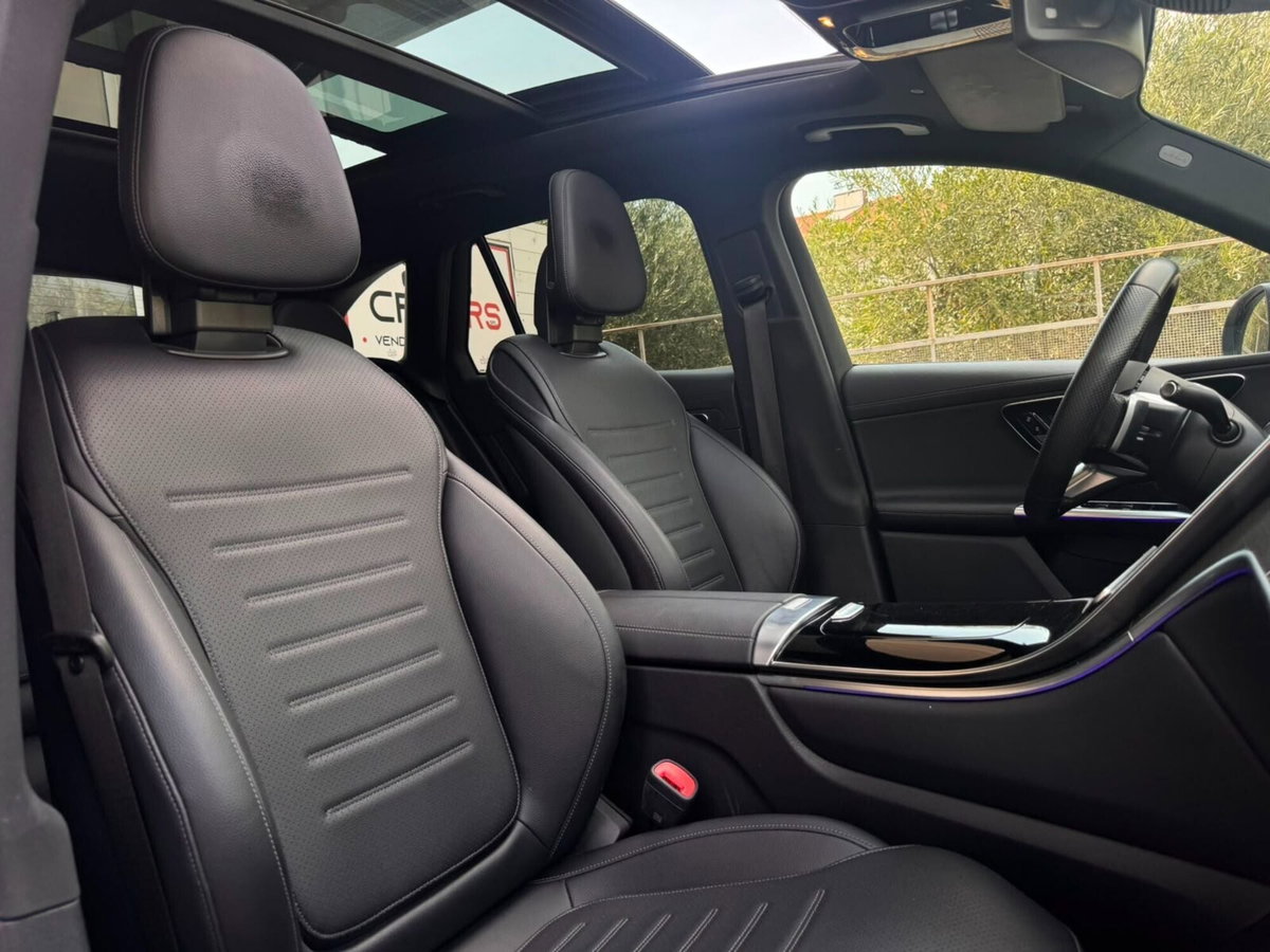 Mercedes-Benz GLC 220 d 4Matic Mild Hybrid AMG Premium Plus (13)