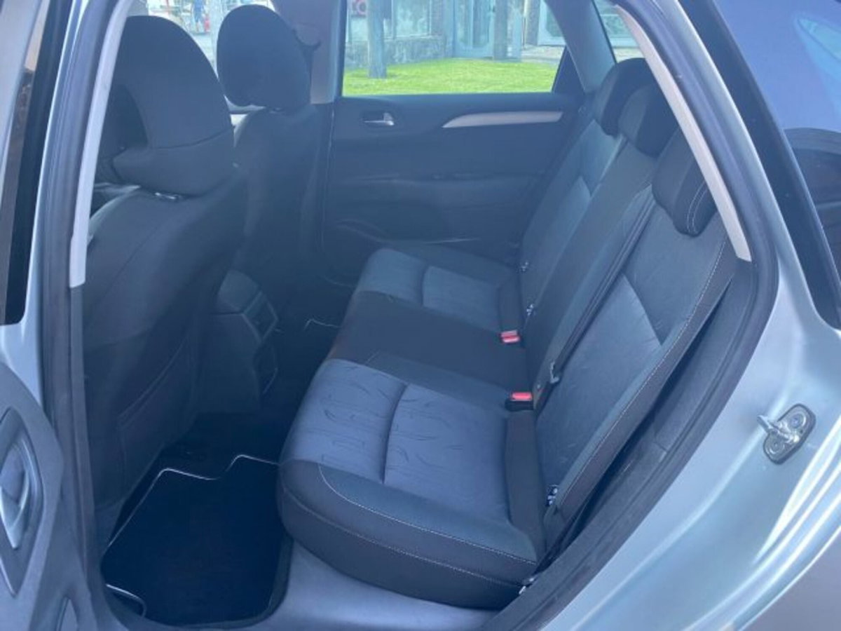 Citroen C4 1.6 HDi 90 Seduction (9)