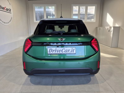 MINI Mini 5p 1.5 C Favoured auto (10)