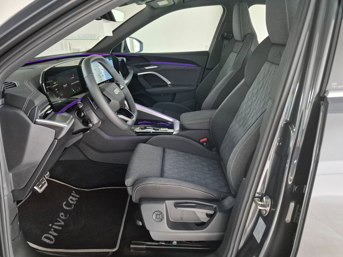 Audi Q5 40 2.0 tdi mhev 12V S line quattro s-tronic (12)