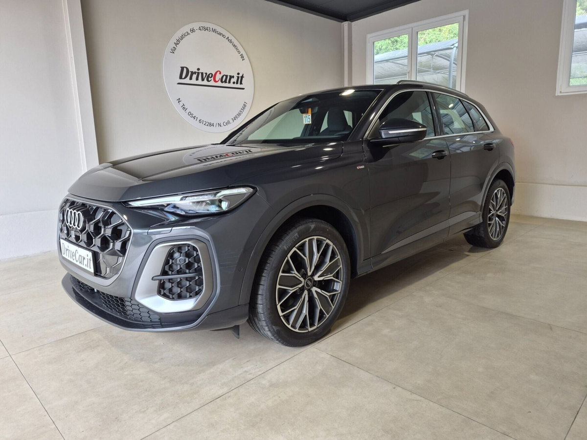 Audi Q5 40 2.0 tdi mhev 12V S line quattro s-tronic