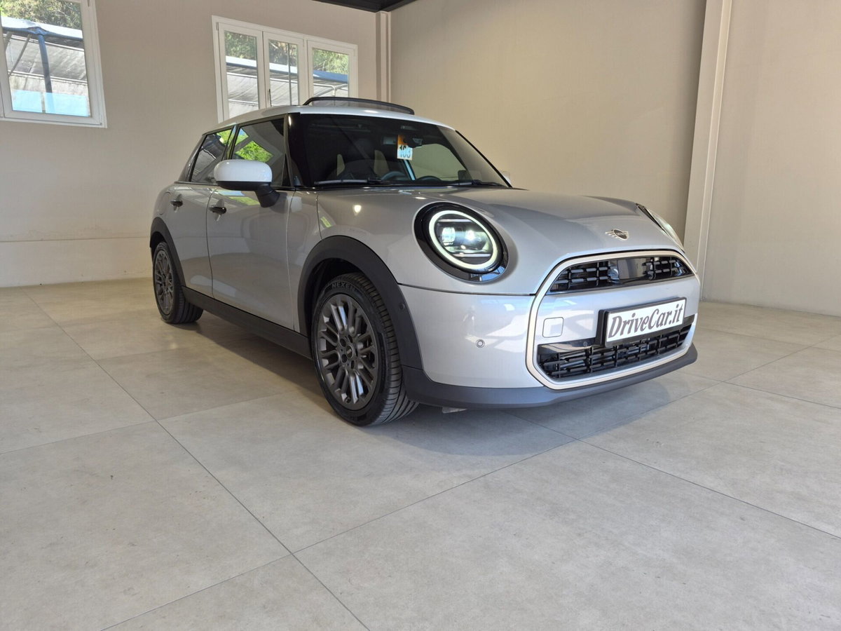 MINI Mini 5p 1.5 C Essential auto (7)