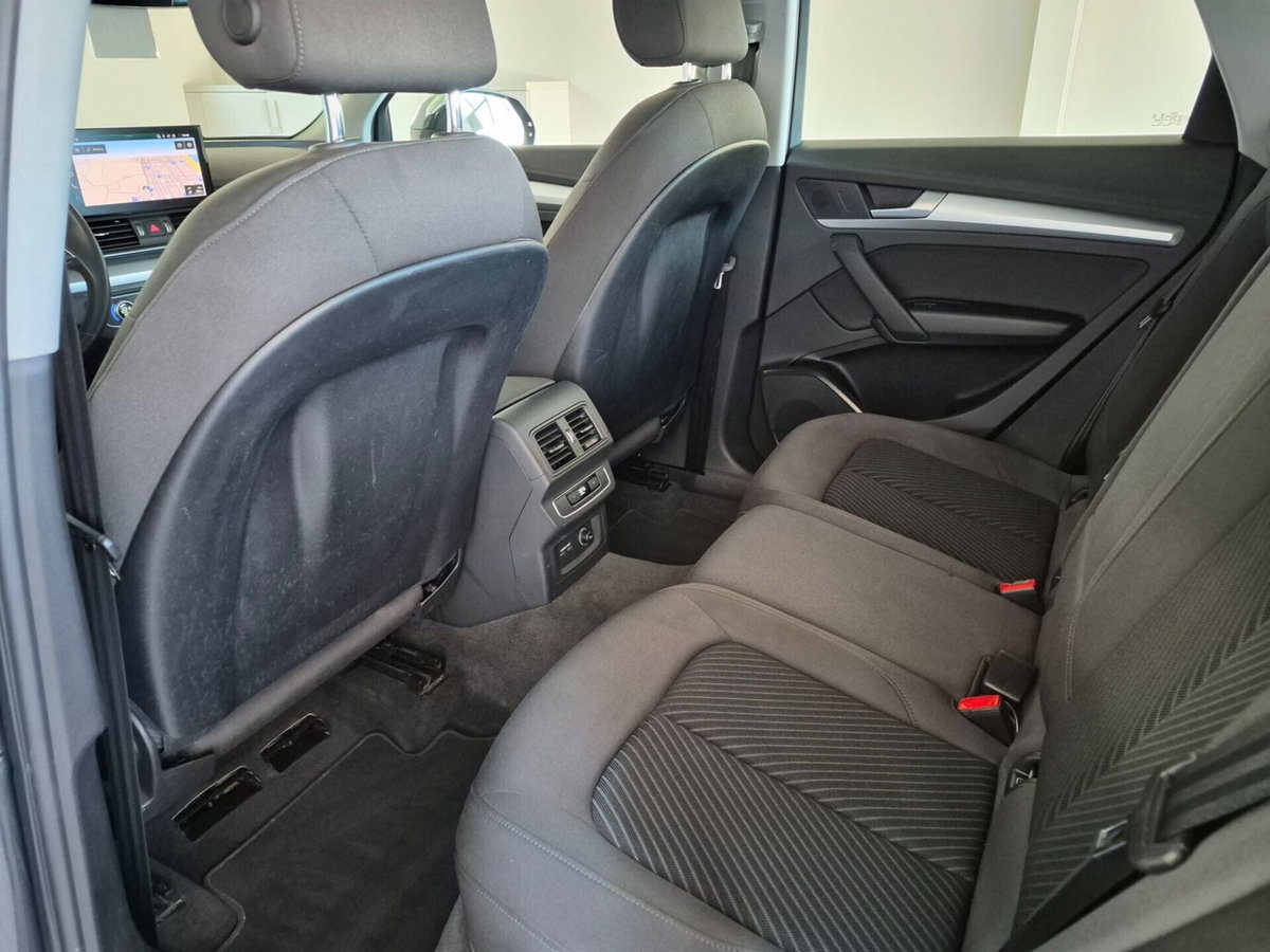 Audi Q5 40 TDI 204 CV quattro S tronic Business (12)