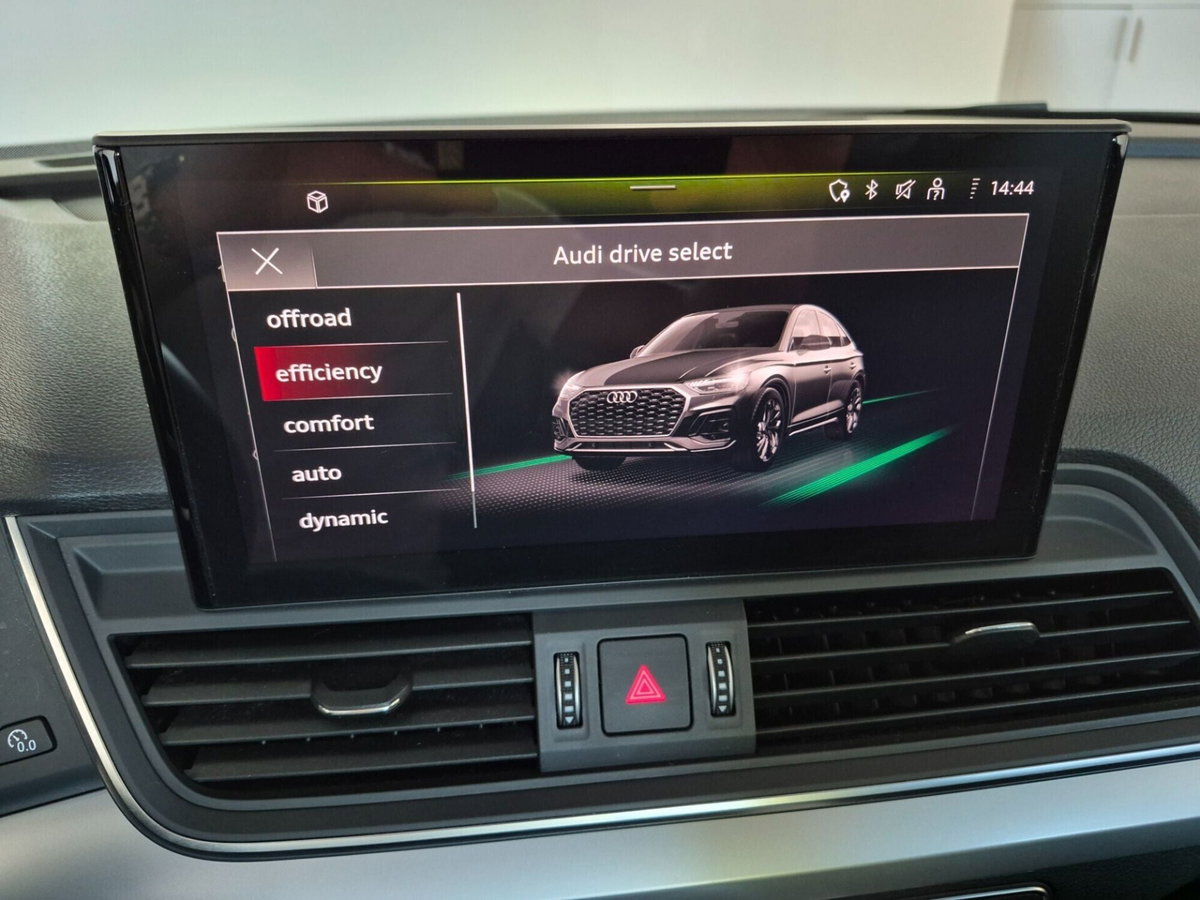 Audi Q5 40 TDI 204 CV quattro S tronic Business (17)