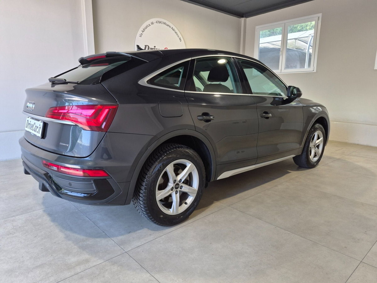 Audi Q5 40 TDI 204 CV quattro S tronic Business (7)