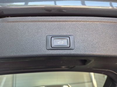 Audi A4 Avant 35 TDI/163 CV S tronic Business Advanced (12)