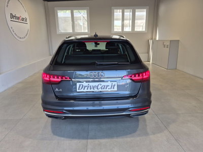Audi A4 Avant 35 TDI/163 CV S tronic Business Advanced (8)