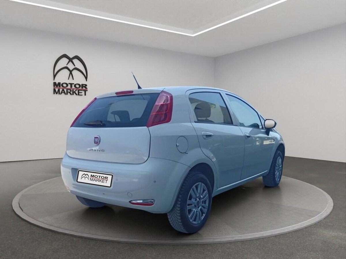Fiat Punto 1.4 8V 5 porte Natural Power Lounge (7)