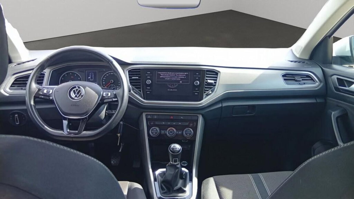 Volkswagen T-Roc 1.5 TSI ACT Business BlueMotion Technology (11)