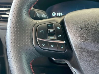 Ford Kuga 1.5 ecoboost ST-Line 2wd 150cv (18)