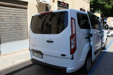 Ford Transit Custom Furgone 320 2.0 EcoBlue PL Combi Trend (4)