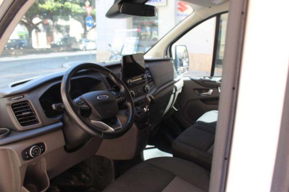 Ford Transit Custom Furgone 320 2.0 EcoBlue PL Combi Trend (8)