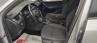 Skoda Octavia Station Wagon 1.5 G-TEC DSG Wagon Ambition (9)