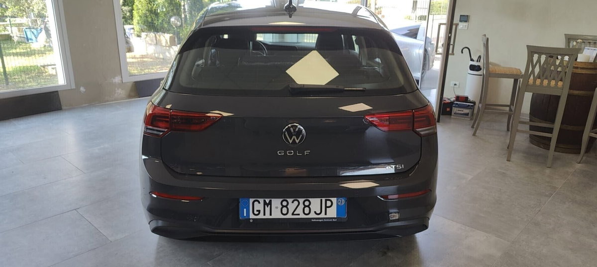 Volkswagen Golf 1.0 eTSI EVO DSG Life (10)
