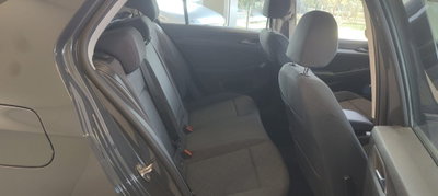 Volkswagen Golf 1.0 eTSI EVO DSG Life (17)