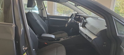 Volkswagen Golf 1.0 eTSI EVO DSG Life (18)