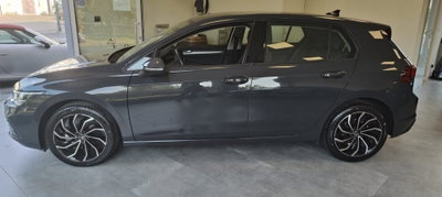 Volkswagen Golf 1.0 eTSI EVO DSG Life (3)