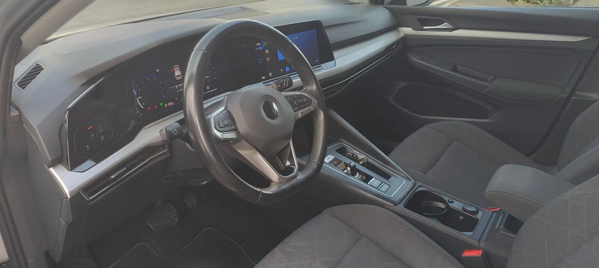 Volkswagen Golf Variant 1.5 TGI DSG Life (11)