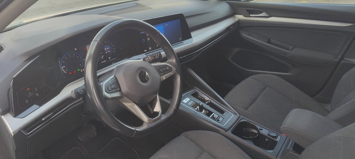 Volkswagen Golf Variant 1.5 TGI DSG Life (13)