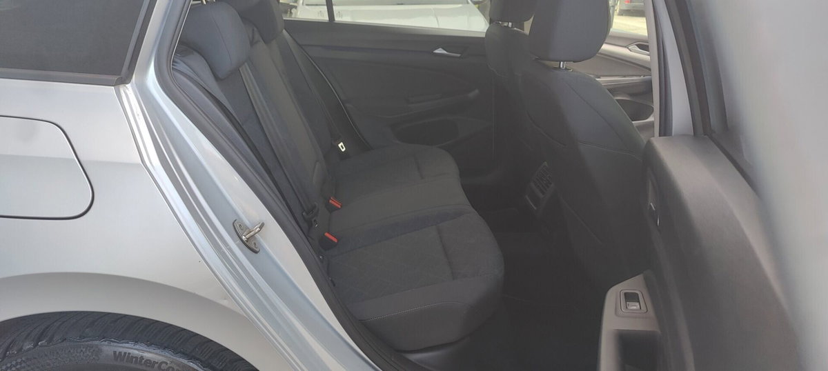 Volkswagen Golf Variant 1.5 TGI DSG Life (18)
