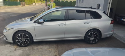 Volkswagen Golf Variant 1.5 TGI DSG Life (4)