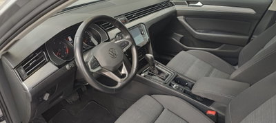 Volkswagen Passat Variant 2.0 TDI SCR 122 CV EVO DSG Business (13)