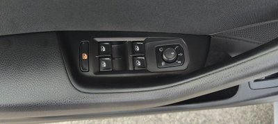 Volkswagen Passat Variant 2.0 TDI SCR 122 CV EVO DSG Business (20)