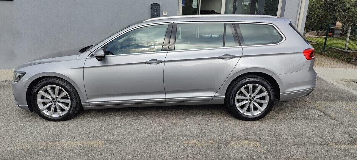Volkswagen Passat Variant 2.0 TDI SCR 122 CV EVO DSG Business (4)