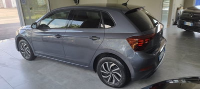 Volkswagen Polo 1.0 Life 80cv (12)