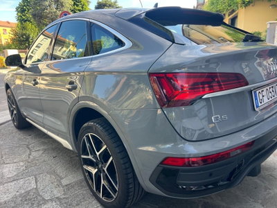 Audi Q5 40 TDI 204 CV quattro S tronic Business (8)