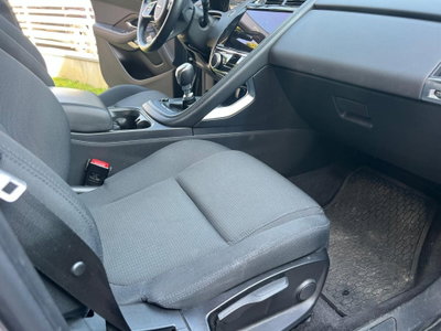 Jaguar F-Pace 2.0 D 163 CV Prestige (19)