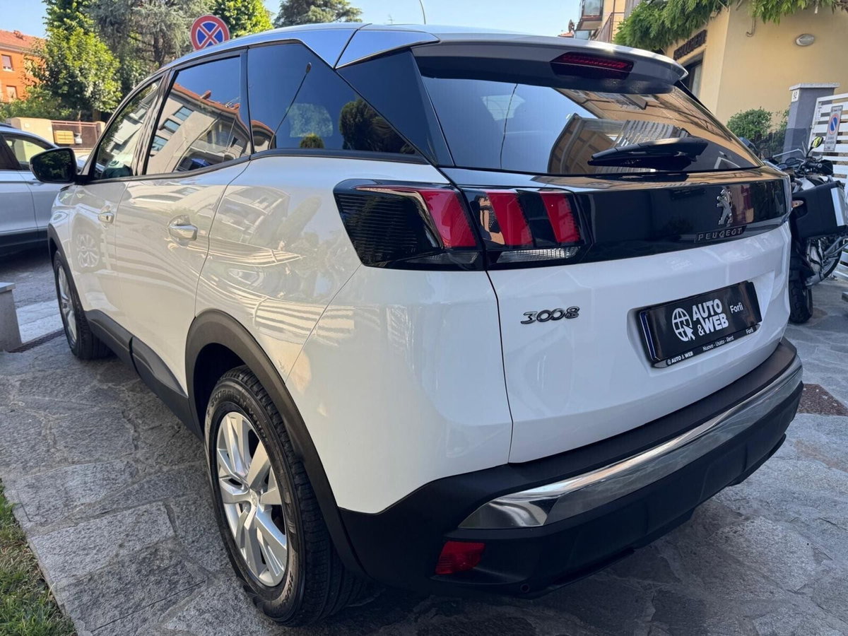 Peugeot 3008 BlueHDi 120 S&S Allure (9)