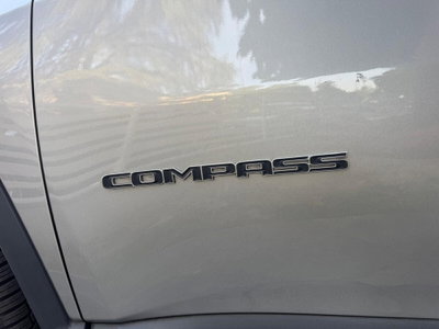 Jeep Compass 1.6 Multijet II 2WD Limited (12)