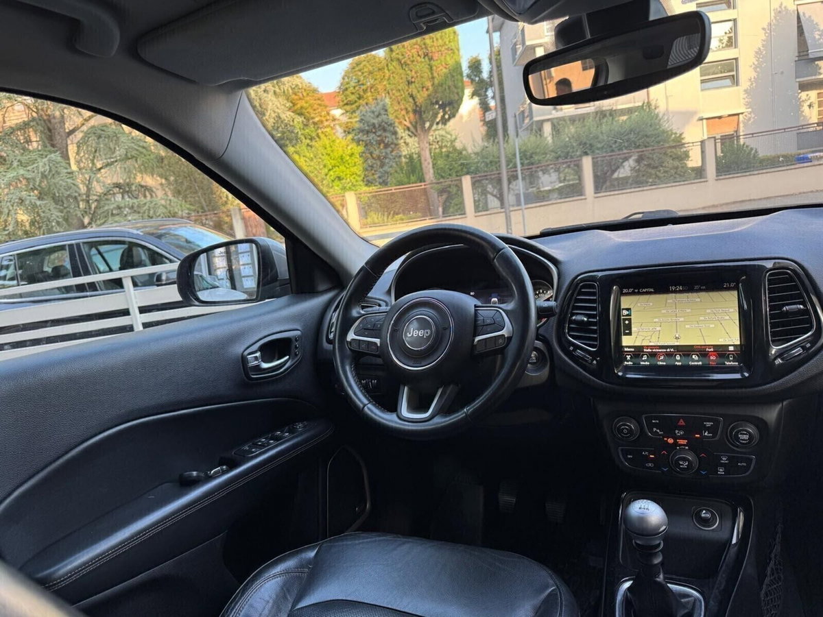 Jeep Compass 1.6 Multijet II 2WD Limited (14)